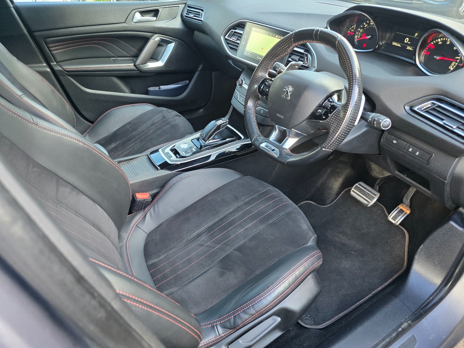 Used Peugeot 308 2018 for sale - 77881494: Photo 10