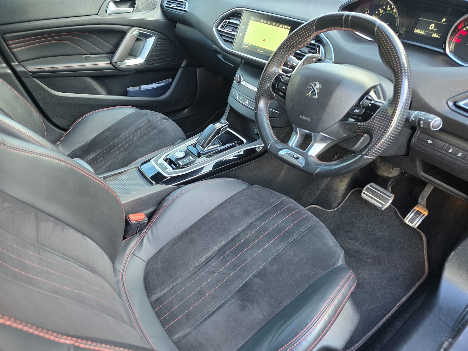 Used Peugeot 308 2018 for sale - 77881494: Photo 11