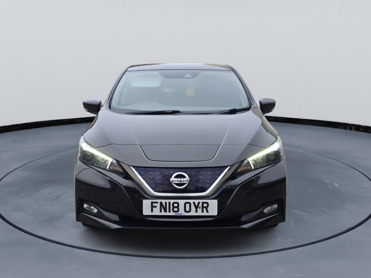 Used Nissan Leaf 2018 for sale - 76364831: Photo 2