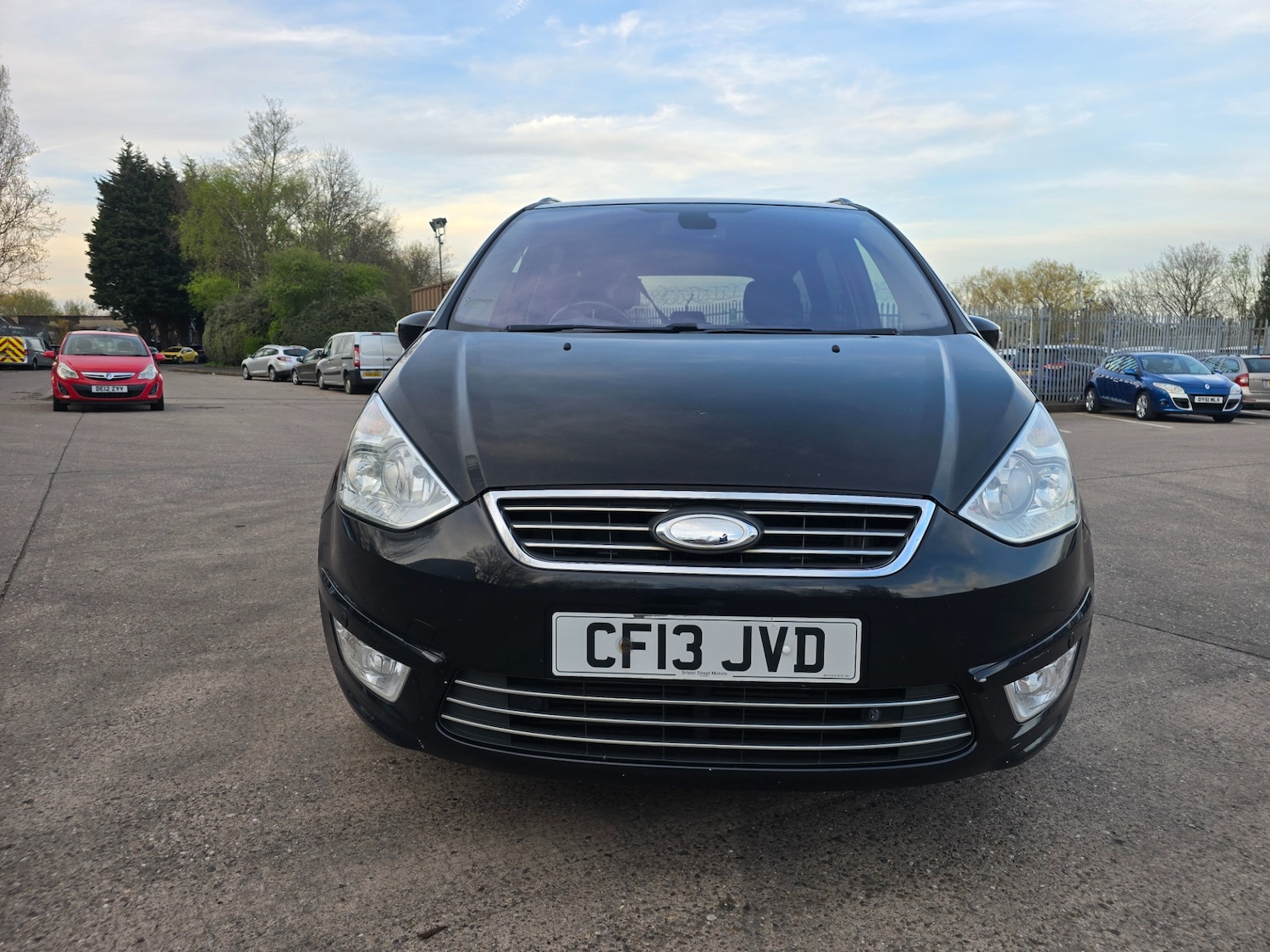 Used Ford Galaxy 2013 for sale - 78223044: Photo 2