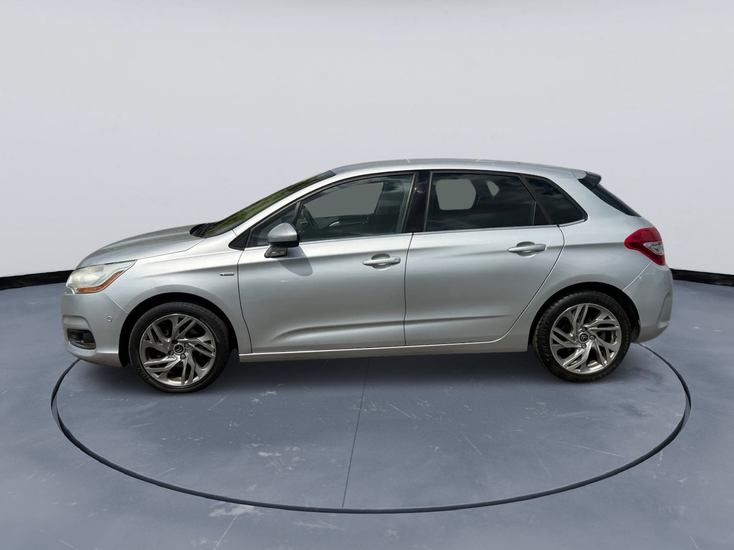 Used Citroen C4 2012 for sale - 76376998: Photo 4