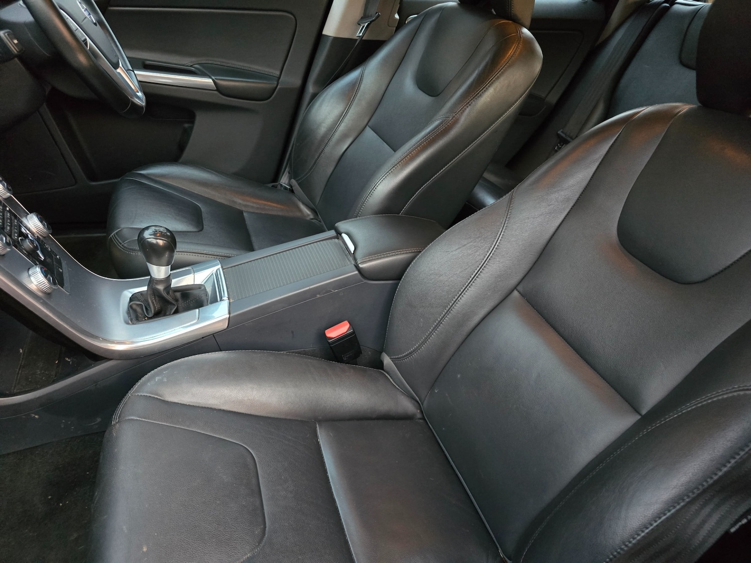 Used Volvo XC60 2016 for sale - 77982049: Photo 12