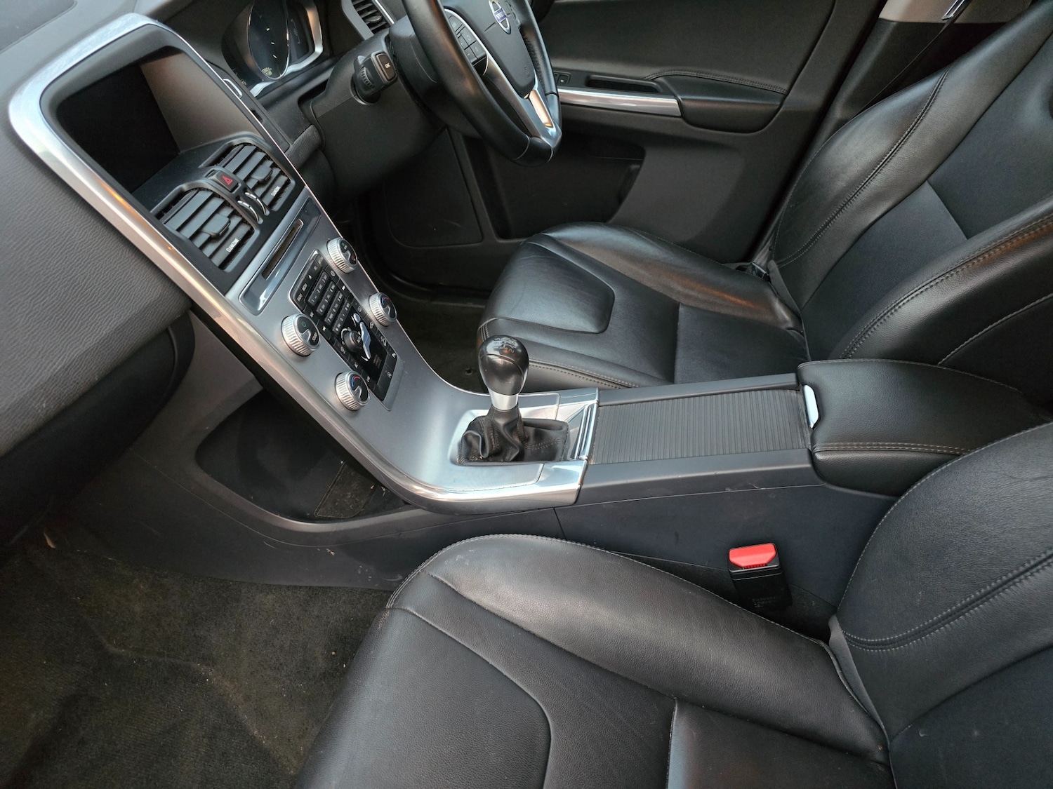 Used Volvo XC60 2016 for sale - 77982049: Photo 13