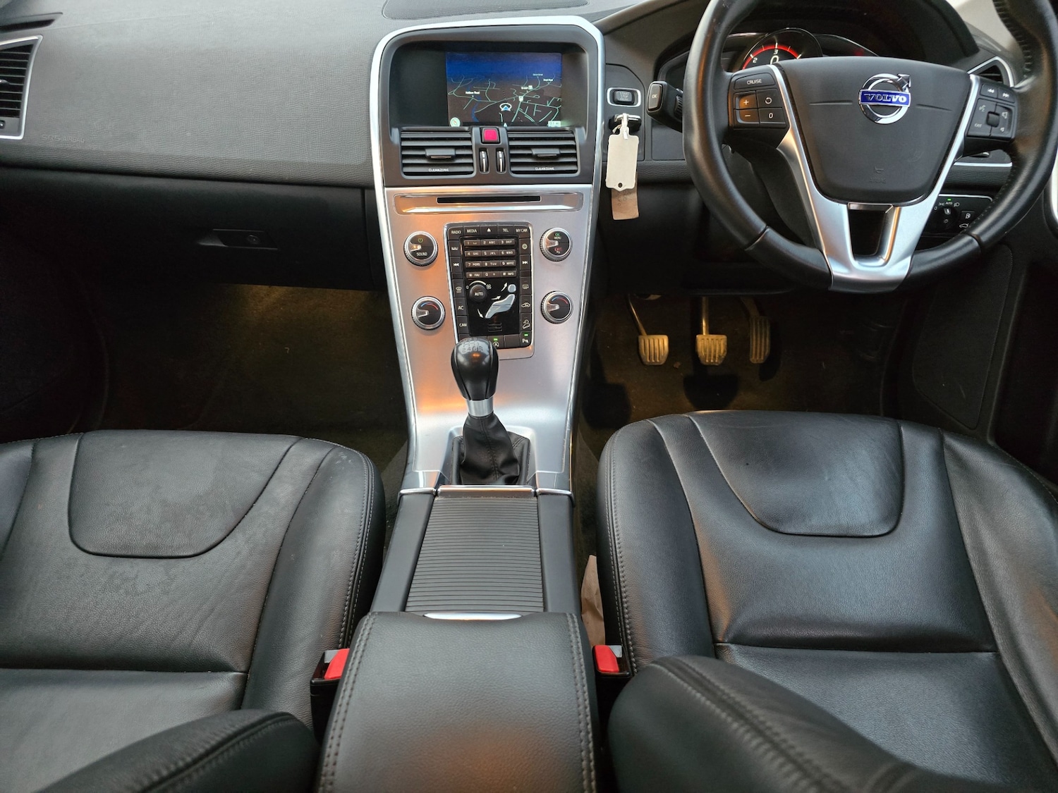 Used Volvo XC60 2016 for sale - 77982049: Photo 15