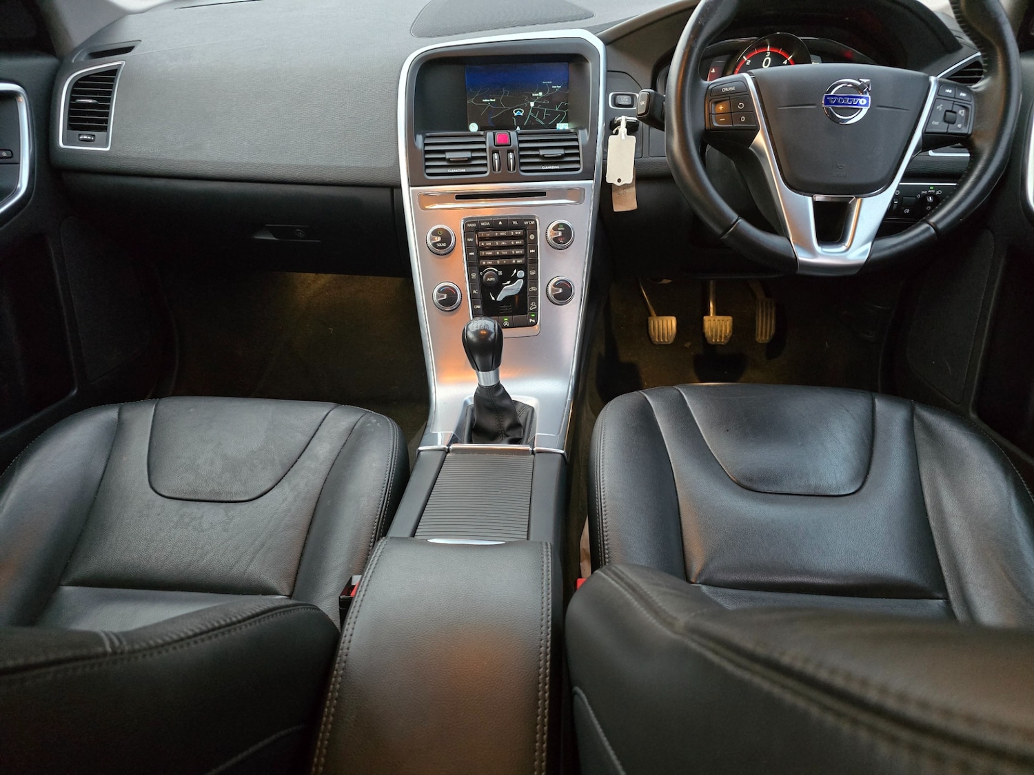 Used Volvo XC60 2016 for sale - 77982049: Photo 21