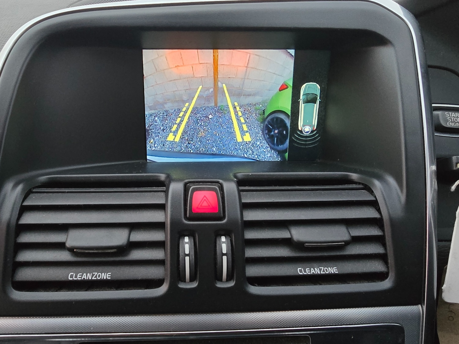 Used Volvo XC60 2016 for sale - 77982049: Photo 24