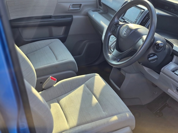 Used Honda Stepwagon 2021 for sale - 74155140: Photo 12