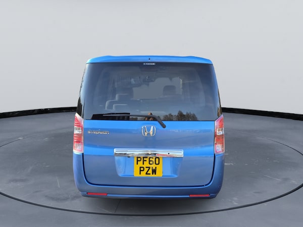 Used Honda Stepwagon 2021 for sale - 74155140: Photo 4