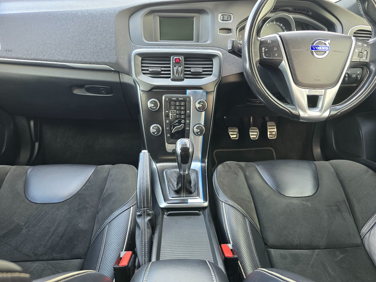 Used Volvo V40 2015 for sale - 77798676: Photo 19