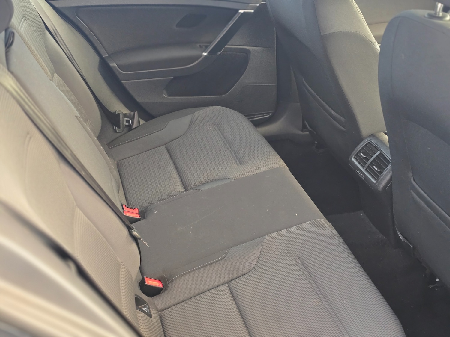 Used Volkswagen Golf 2017 for sale - 76904925: Photo 11