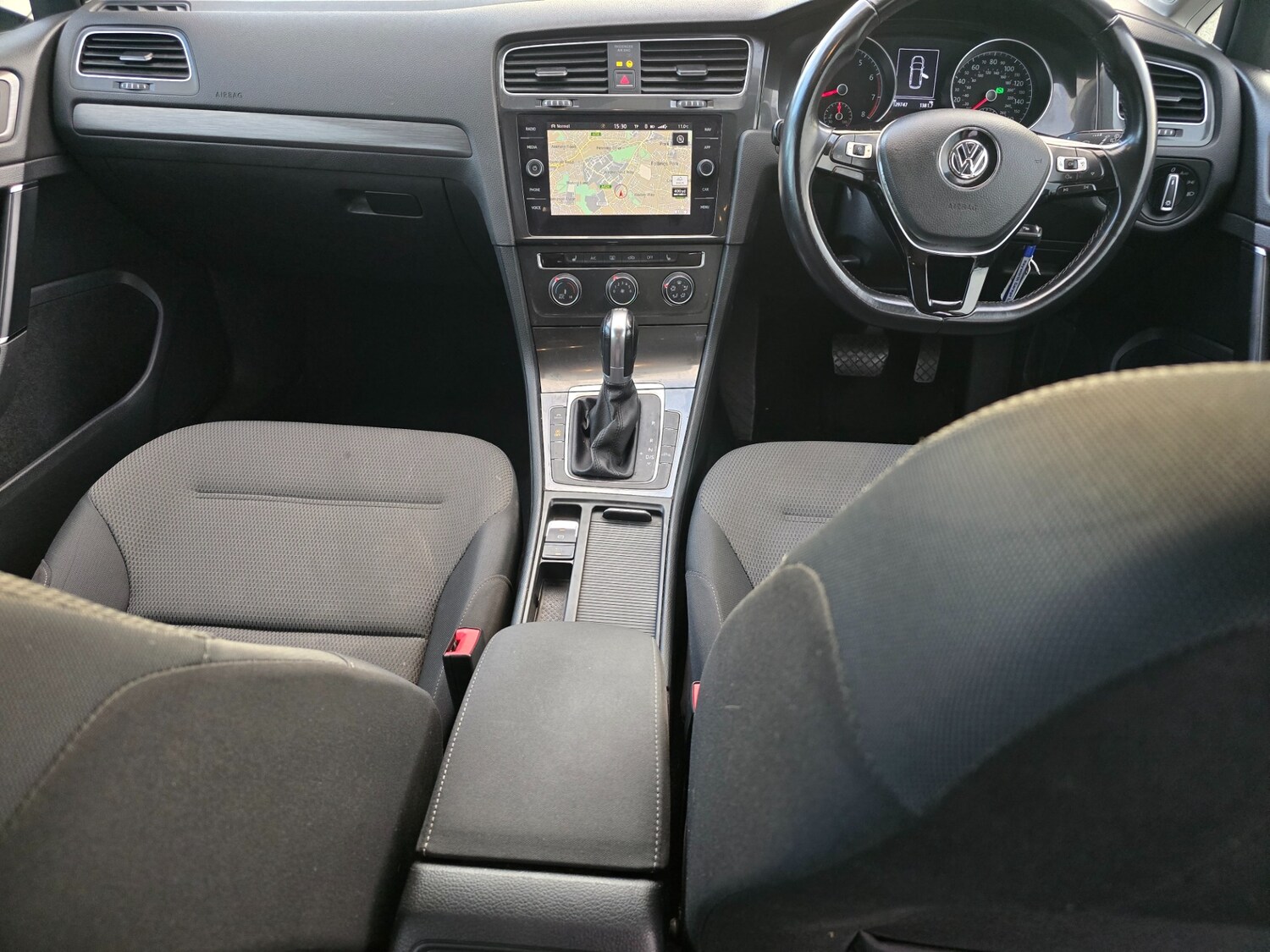 Used Volkswagen Golf 2017 for sale - 76904925: Photo 16