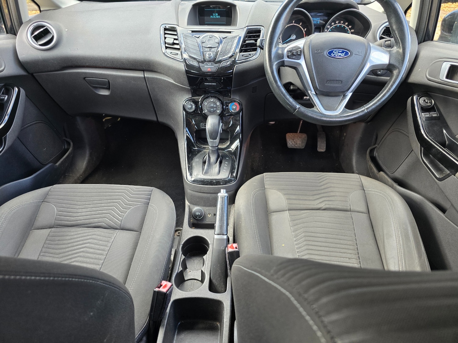 Used Ford Fiesta 2015 for sale - 76364300: Photo 13