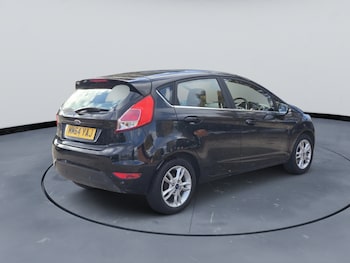 Used Ford Fiesta 2015 for sale - 76364300: Photo