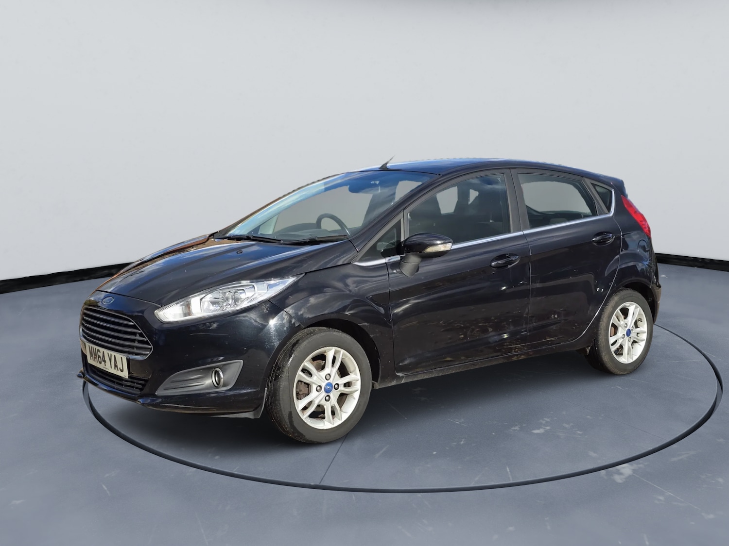 Used Ford Fiesta 2015 for sale - 76364300: Photo 8