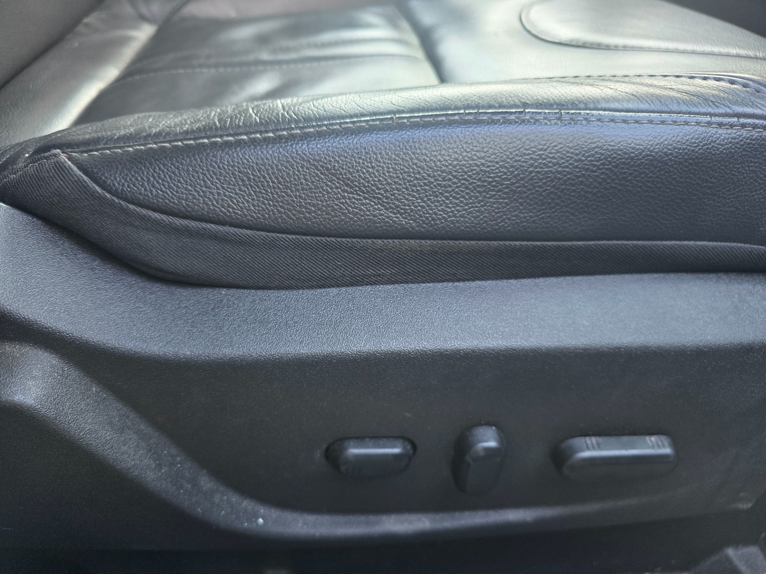 Used Ford Kuga 2015 for sale - 77213659: Photo 17