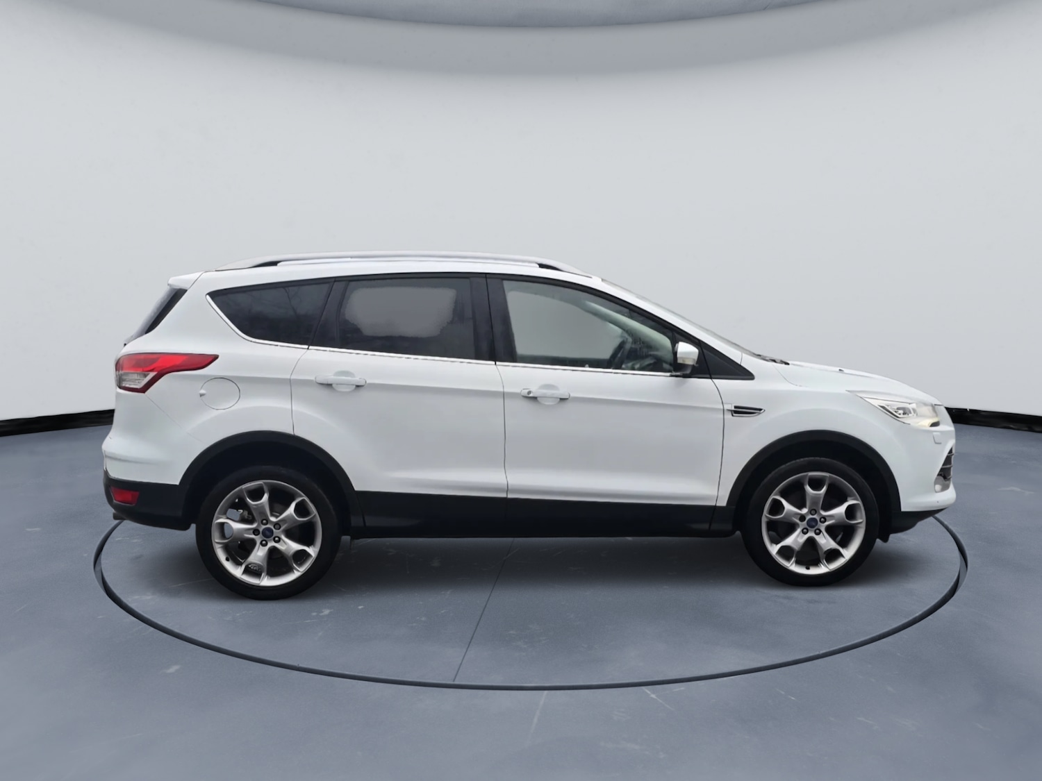 Used Ford Kuga 2015 for sale - 77213659: Photo 5