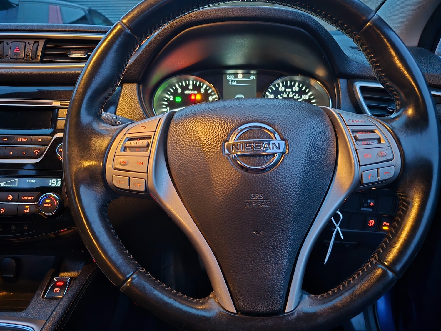 Used Nissan Qashqai 2014 for sale - 77559013: Photo 17