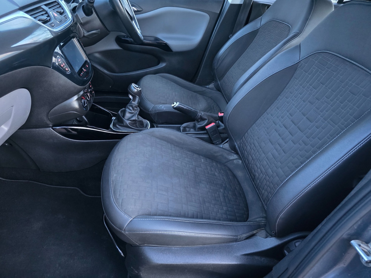 Used Vauxhall Corsa 2015 for sale - 77357599: Photo 10