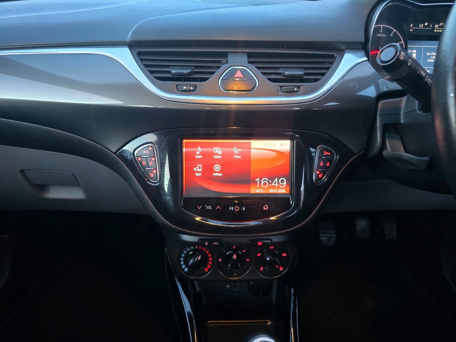 Used Vauxhall Corsa 2015 for sale - 77357599: Photo 17