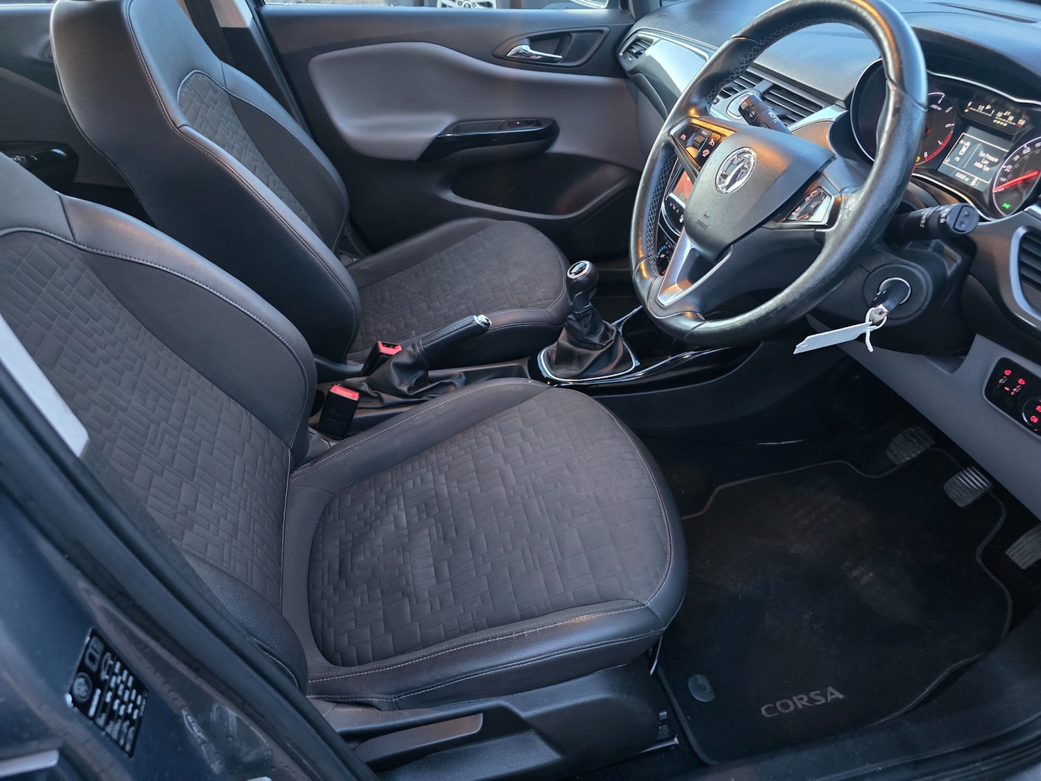 Used Vauxhall Corsa 2015 for sale - 77357599: Photo 24