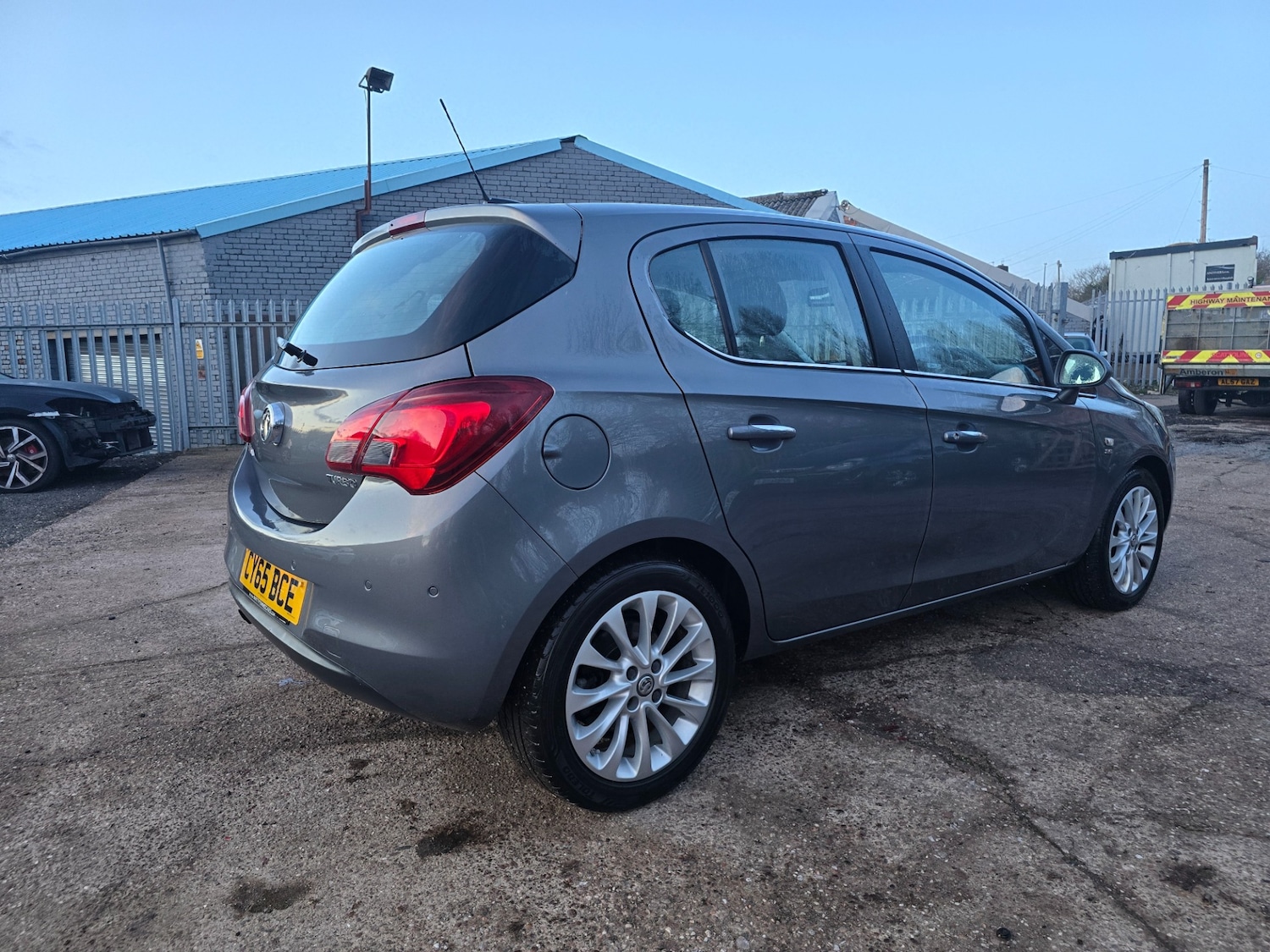 Used Vauxhall Corsa 2015 for sale - 77357599: Photo 5
