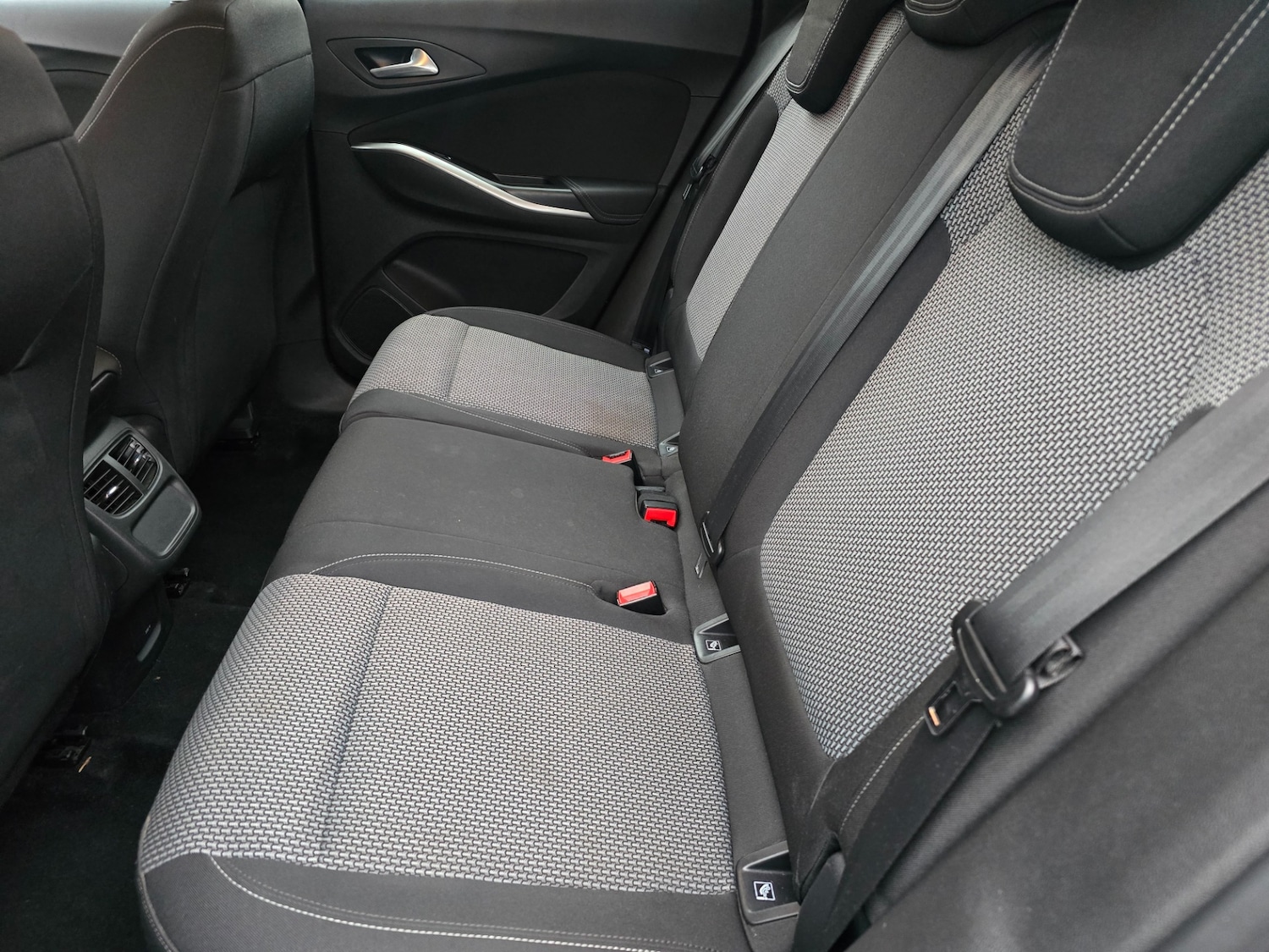 Used Vauxhall Grandland X 2018 for sale - 77213563: Photo 16