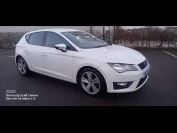 SEAT Leon 2022 White  Seat leon, Seating, Car pictures