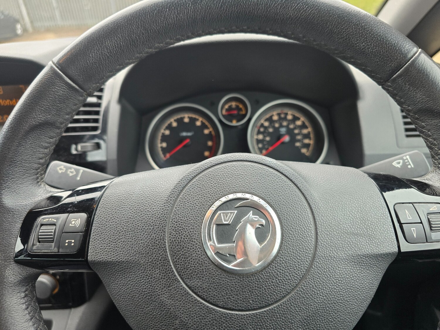 Used Vauxhall Zafira 2012 for sale - 77409678: Photo 17