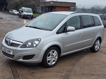 Vauxhall Zafira feature image