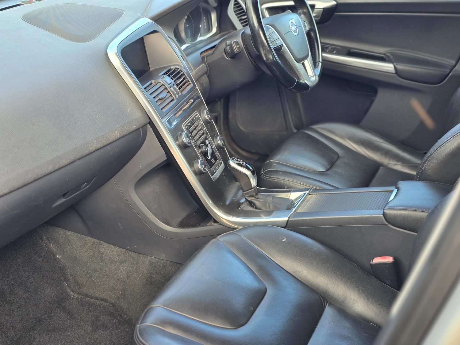 Used Volvo XC60 2013 for sale - 76364370: Photo 11