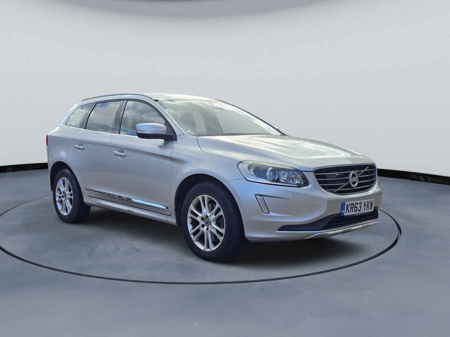 Used Volvo XC60 2013 for sale - 76364370: Photo 2