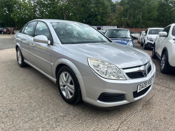 Cheap Vauxhall Vectra (08) - 1.8 VVT Exclusiv 5dr for sale in Wakefield, West Yorkshire