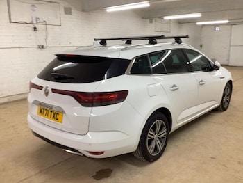 Used Renault Megane 2022 for sale - 78758200: Photo