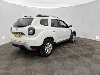 Used Dacia Duster 2021 for sale - 78172431: Photo