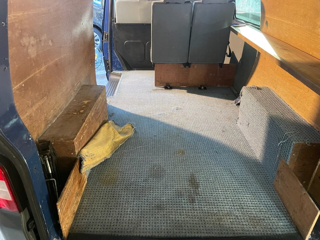 Used Volkswagen Transporter 2006 for sale - 77936373: Photo 23