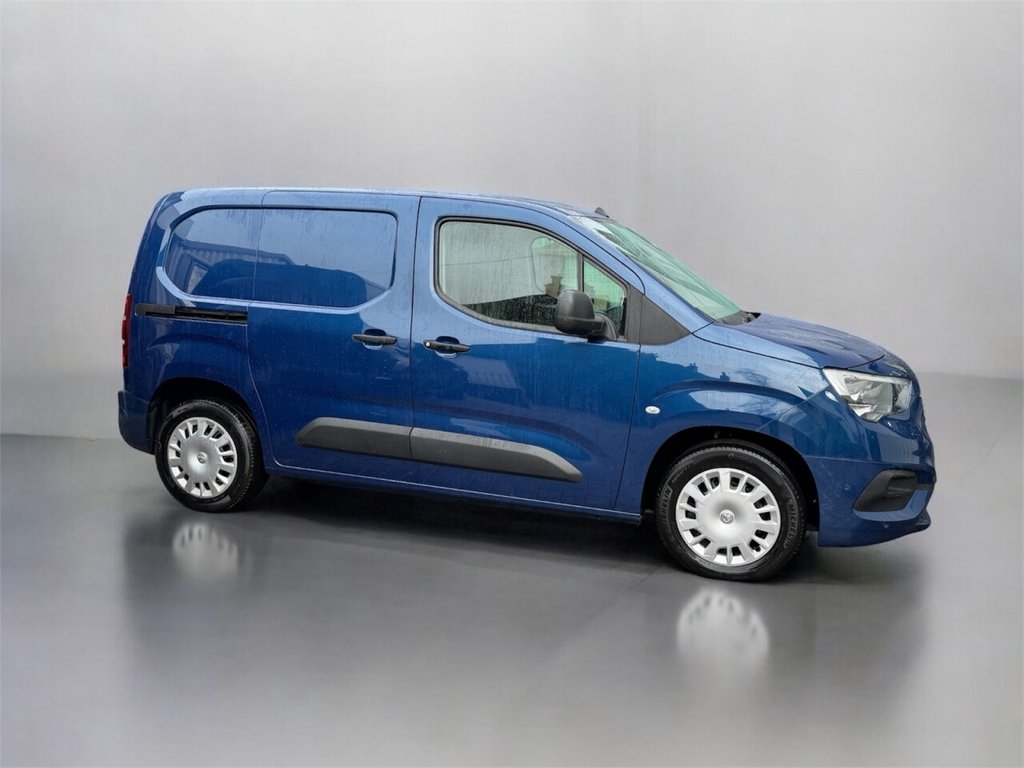 Used Vauxhall Combo 2020 for sale - 77936182: Photo 3