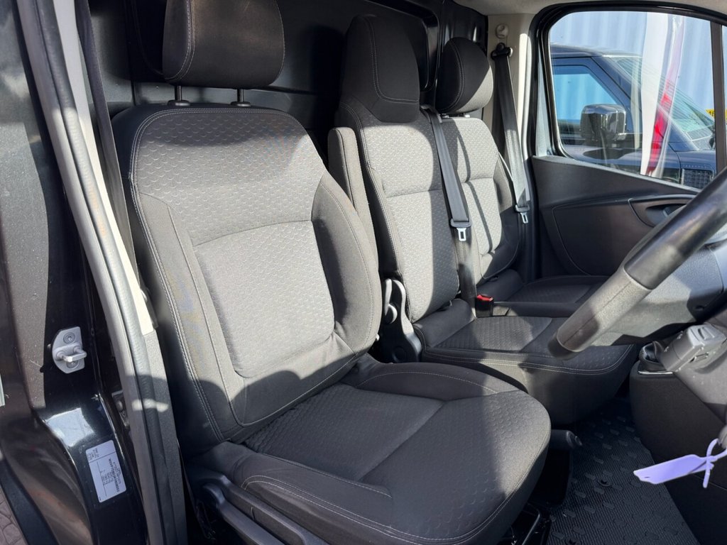 Used Vauxhall Vivaro 2018 for sale - 77936333: Photo 12