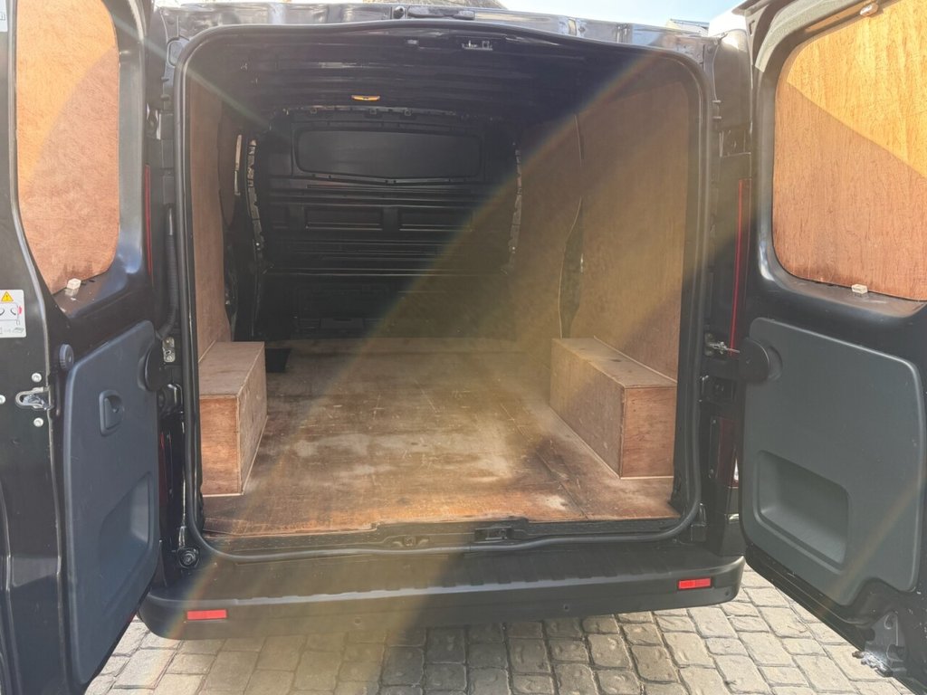 Used Vauxhall Vivaro 2018 for sale - 77936333: Photo 24