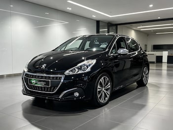 Used Peugeot 208 2019 for sale - 79575557: Photo