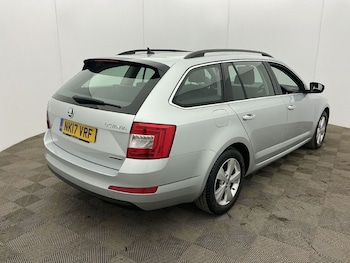 Used Skoda Octavia 2017 for sale - 78570276: Photo