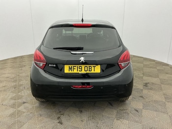 Used Peugeot 208 2019 for sale - 78241419: Photo
