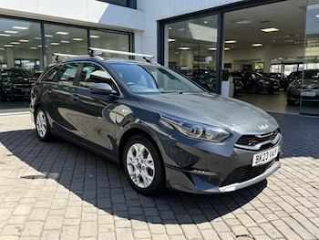 Used Kia Ceed 2023 for sale - 79575429: Photo