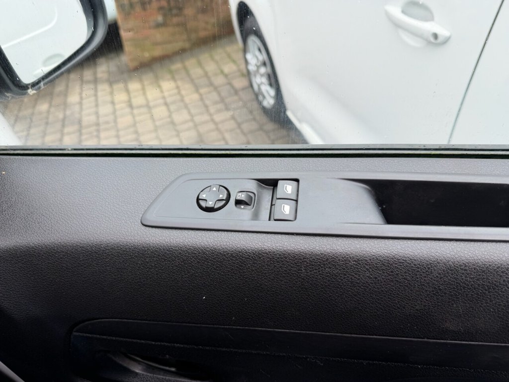 Used Vauxhall Vivaro 2023 for sale - 77936384: Photo 24