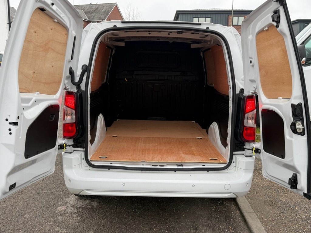 Used Vauxhall Combo 2024 for sale - 77936358: Photo 7