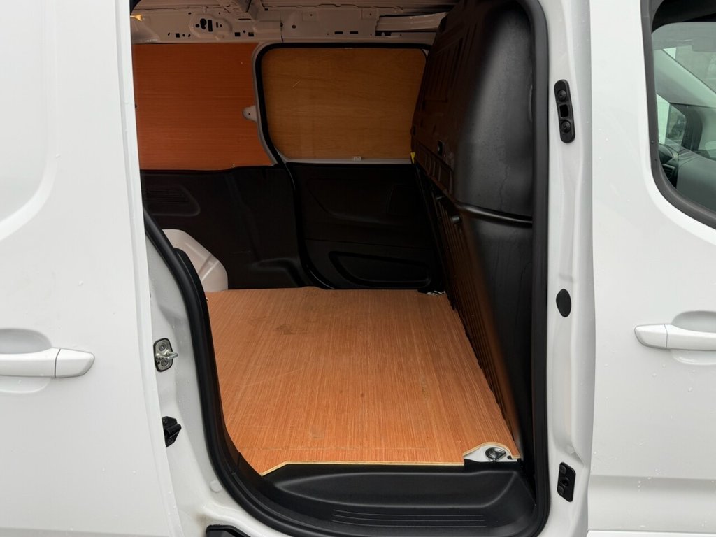 Used Vauxhall Combo 2024 for sale - 77936358: Photo 9