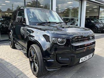 Used Land Rover Defender 90 2025 for sale - 79792604: Photo