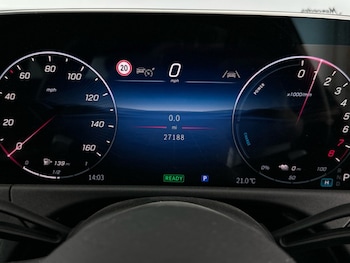 Used Mercedes-Benz E Class 2024 for sale - 77427458: Photo