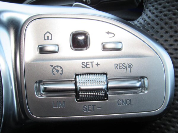 Used Mercedes-Benz CLA 2022 for sale - 76111387: Photo 11