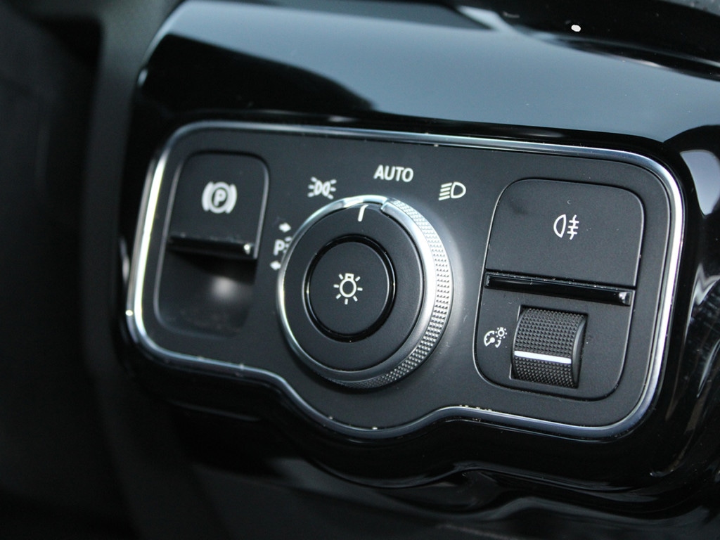 Used Mercedes-Benz A-Class 2020 for sale - 77231544: Photo 32