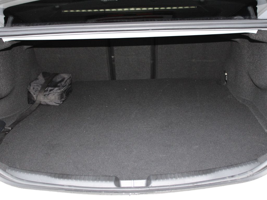 Used Mercedes-Benz C Class 2025 for sale - 76730780: Photo 9